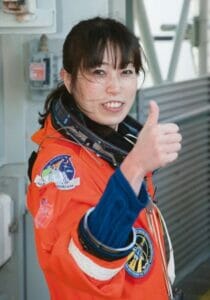 山崎直子と角野隼斗は親戚
