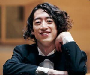 山崎直子と角野隼斗は親戚